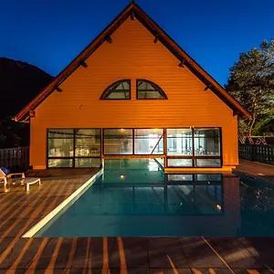 mona-lisa-les-trois-vallees.midi-pyreneeshotels.com/